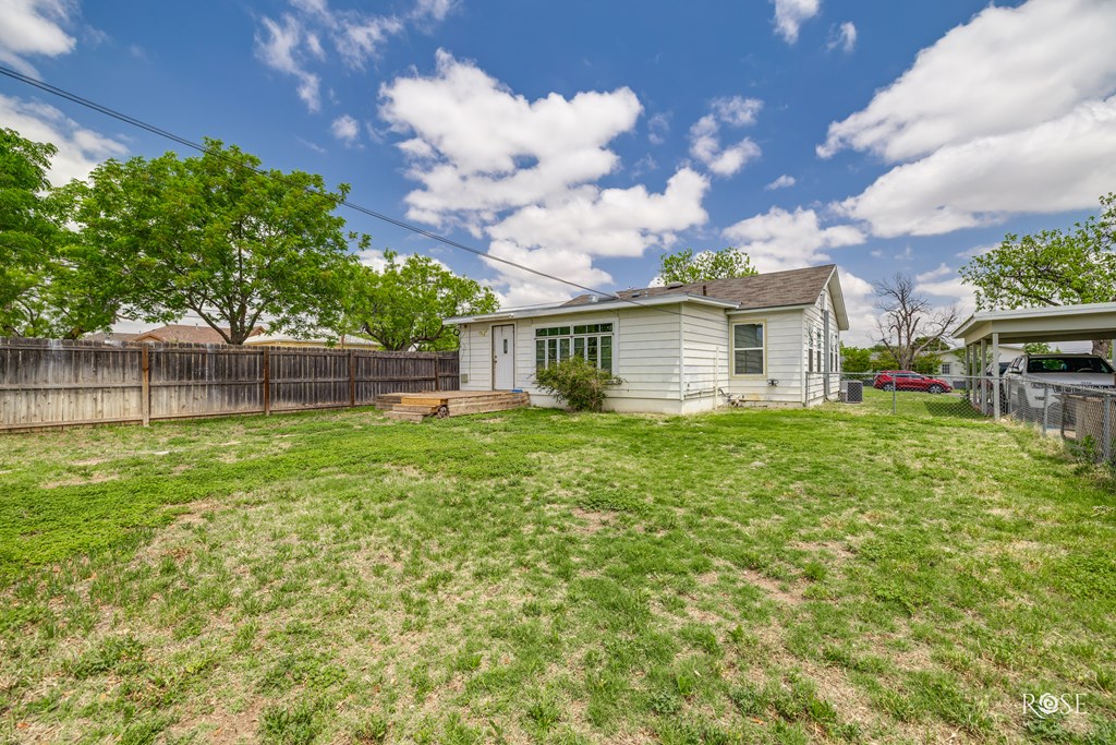 321 N Park St, San Angelo, Texas image 21