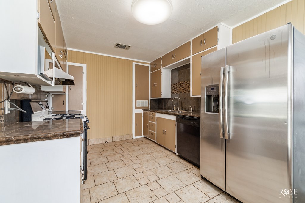 321 N Park St, San Angelo, Texas image 9
