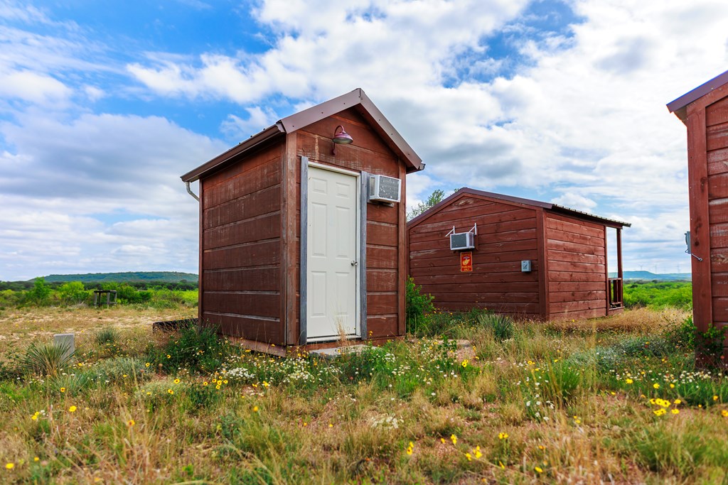 Land, Lohn, Texas image 6