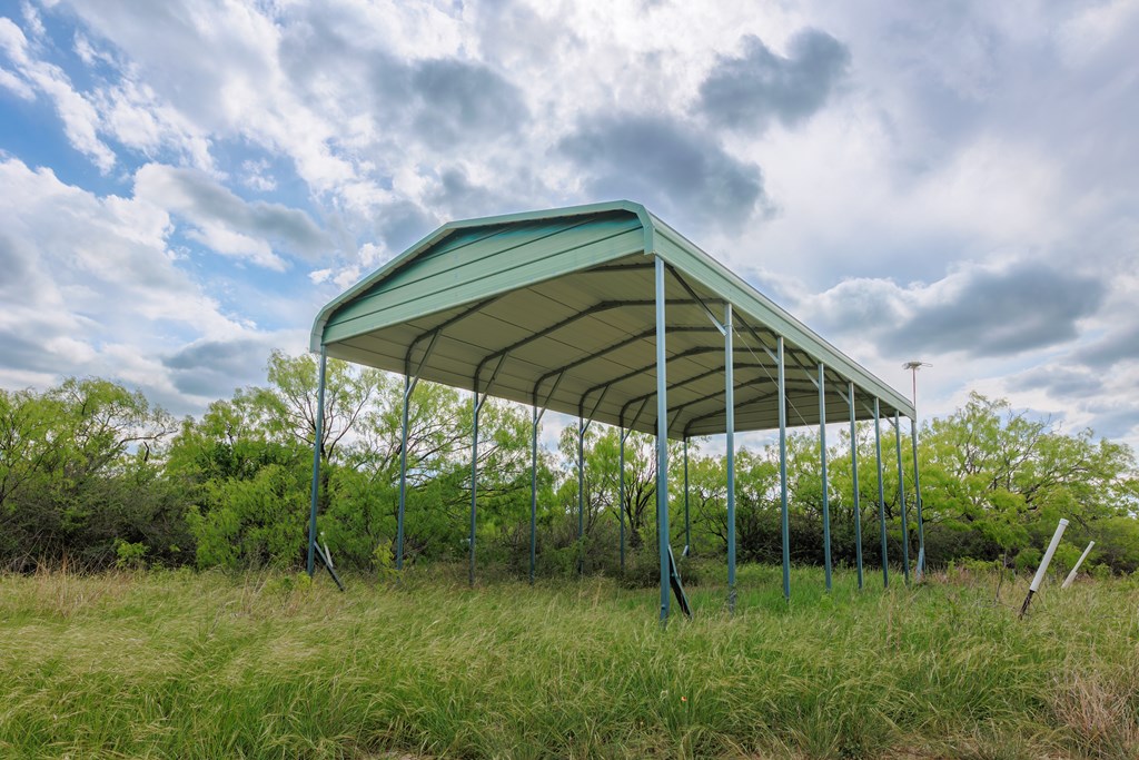 Land, Lohn, Texas image 28