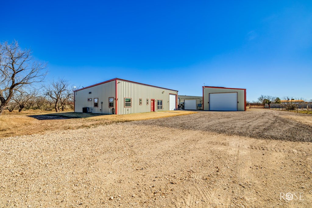 8432 Bison Trail, San Angelo, Texas image 37