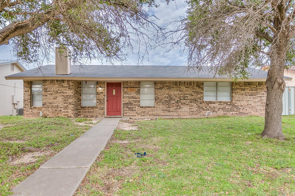 1326 Tres Rios Dr, San Angelo, Texas image 2