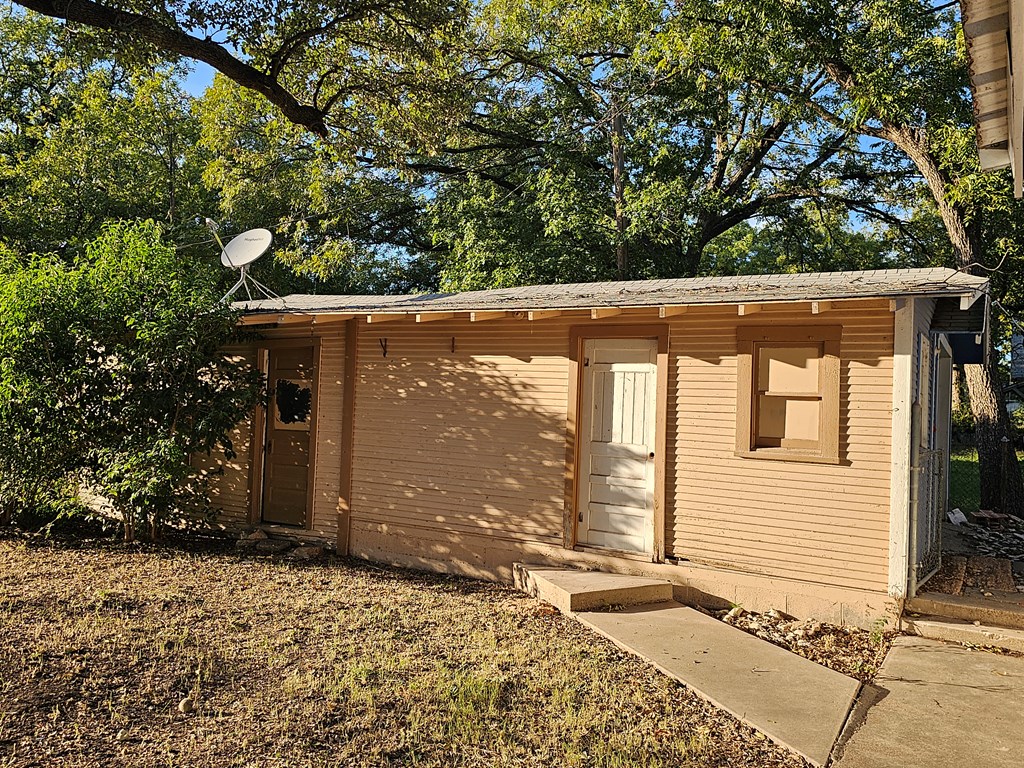 805 Jay St, Eden, Texas image 19