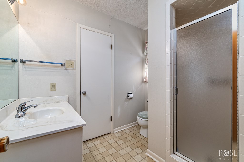 San Angelo, Texas 76904, United States, 3 Bedrooms Bedrooms, ,2 BathroomsBathrooms,Residential,Active,231931