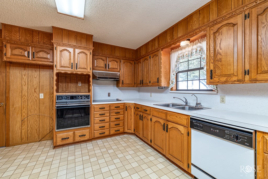 San Angelo, Texas 76904, United States, 3 Bedrooms Bedrooms, ,2 BathroomsBathrooms,Residential,Active,231931