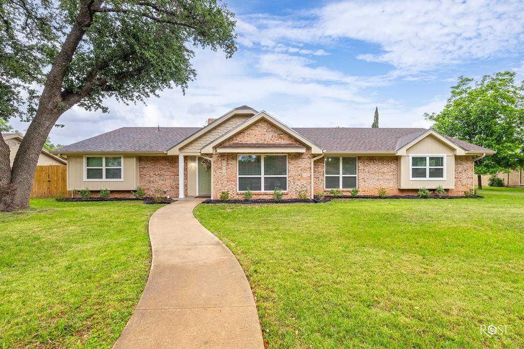 2913 Alta Vista Lane, San Angelo, Texas image 2
