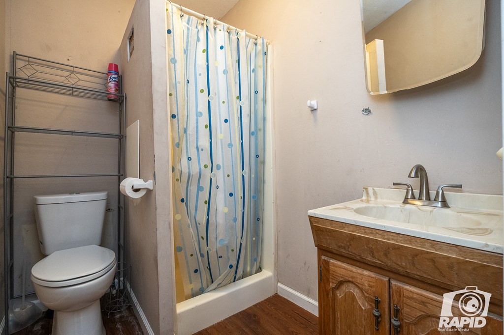 584 County Rd 211, Mertzon, Texas image 35