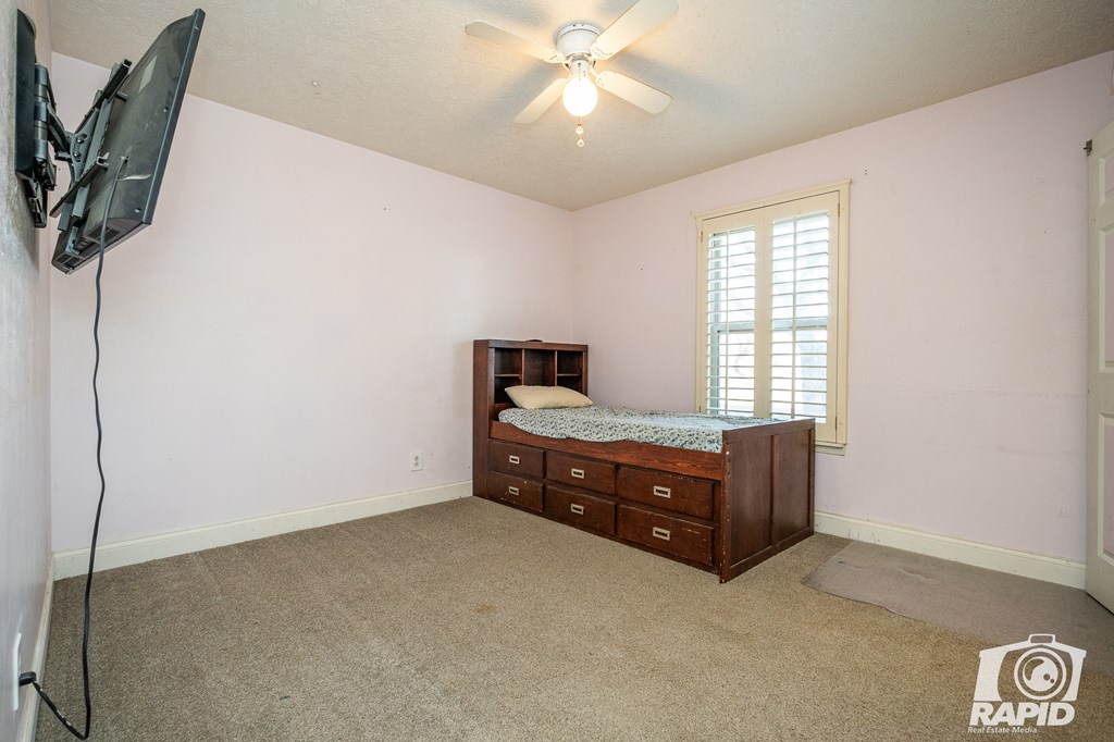 584 County Rd 211, Mertzon, Texas image 12
