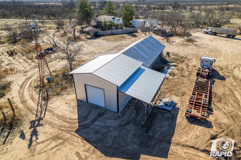 584 County Rd 211, Mertzon, Texas image 40