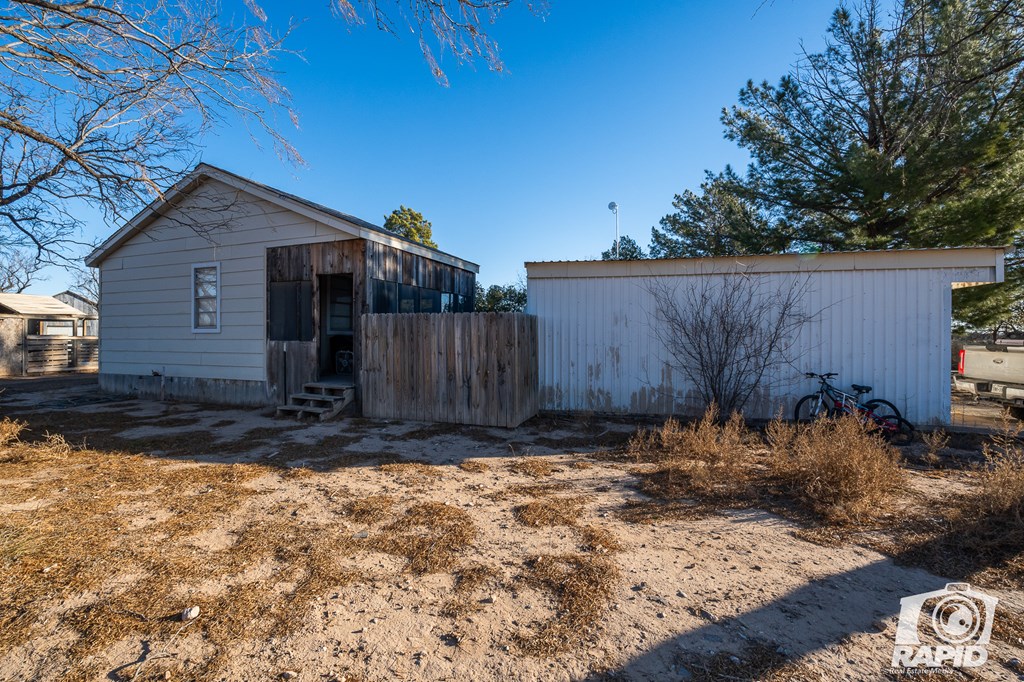 584 County Rd 211, Mertzon, Texas image 30