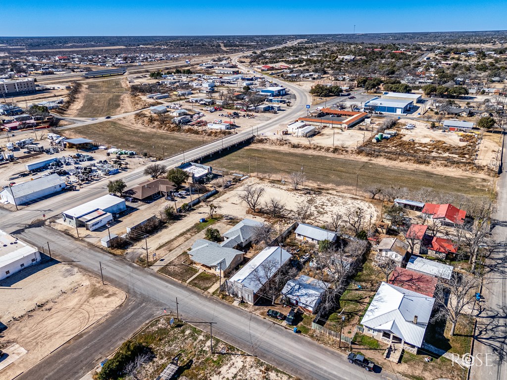 908 910 Ave G, Ozona, Texas image 43