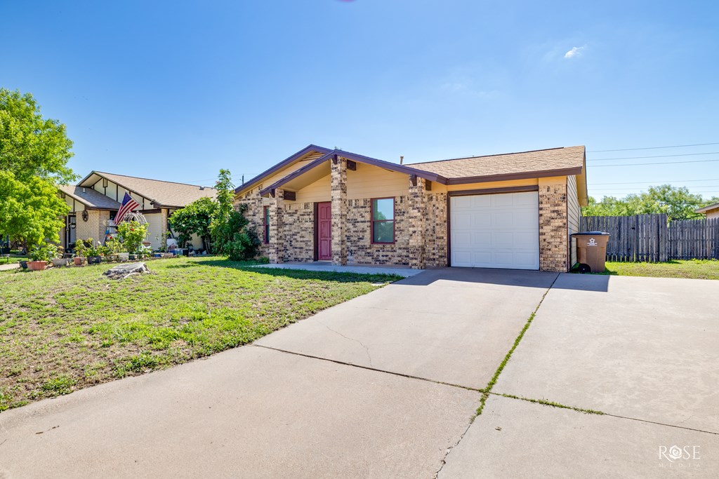 1417 Gregory Dr, San Angelo, Texas image 3