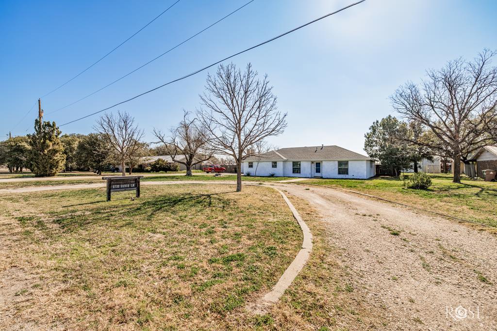 2733 Janie Lane, San Angelo, Texas image 2