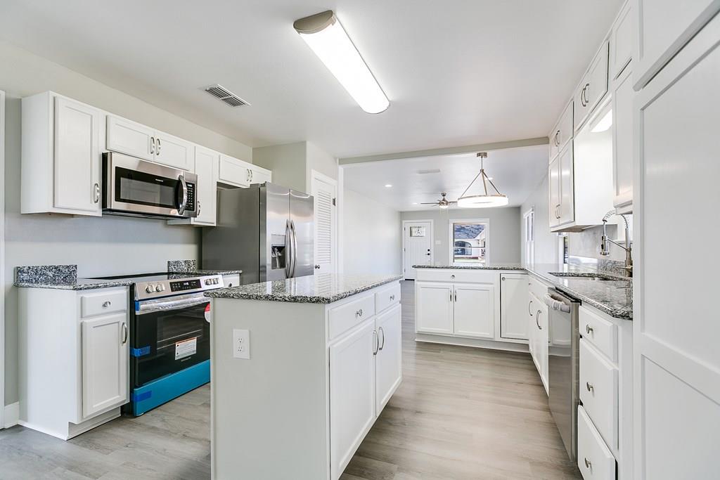 222 S Jackson Ave, San Angelo, Texas image 1
