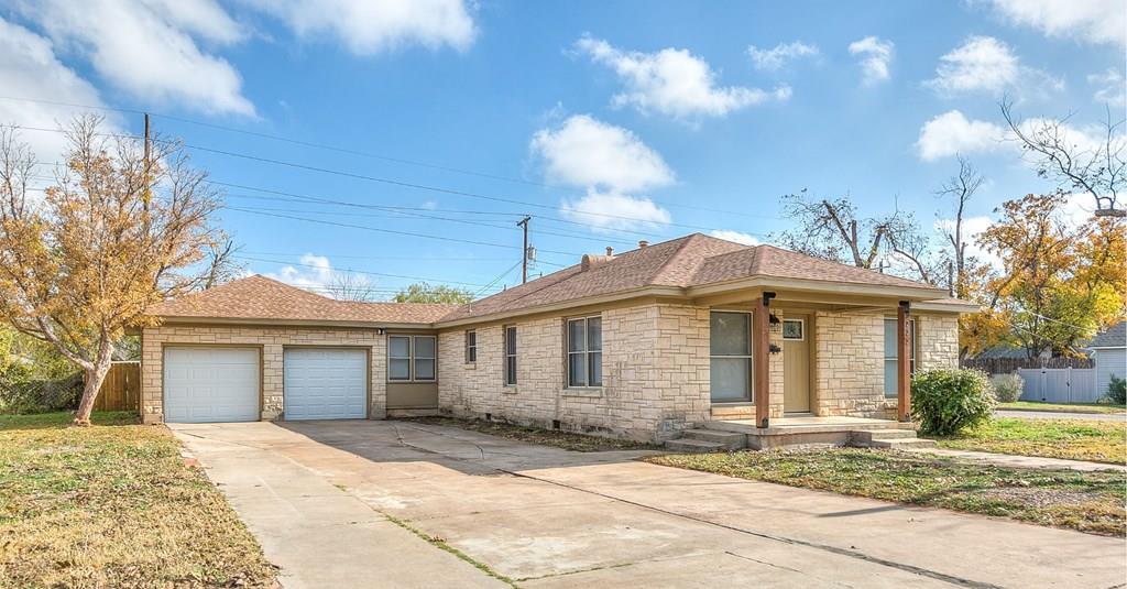 222 S Jackson Ave, San Angelo, Texas image 3
