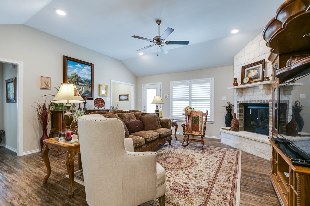 4229 Sedona Trail, San Angelo, Texas image 9