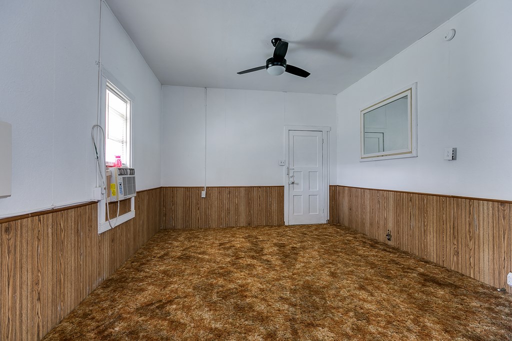 1307 East Ave, Ballinger, Texas image 25