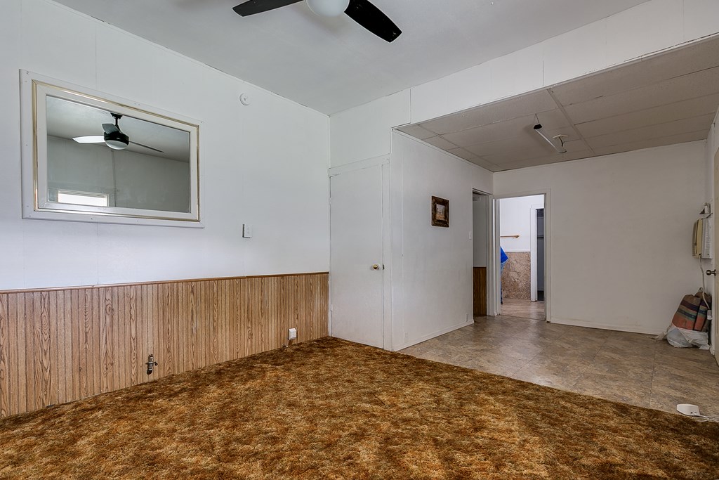 1307 East Ave, Ballinger, Texas image 27