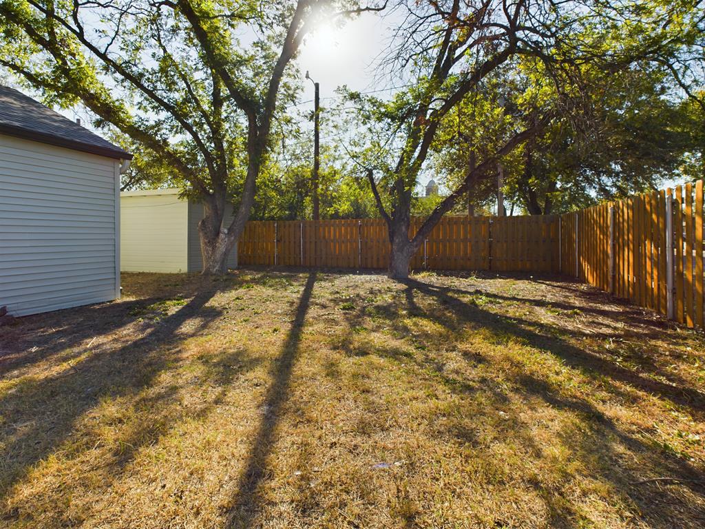 2319 W Concho Ave, San Angelo, Texas image 37