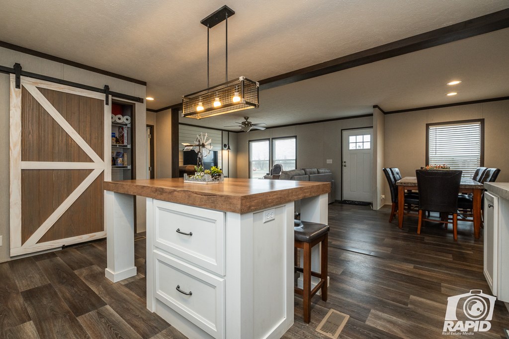 7909 W Grape Creek Rd, San Angelo, Texas image 17