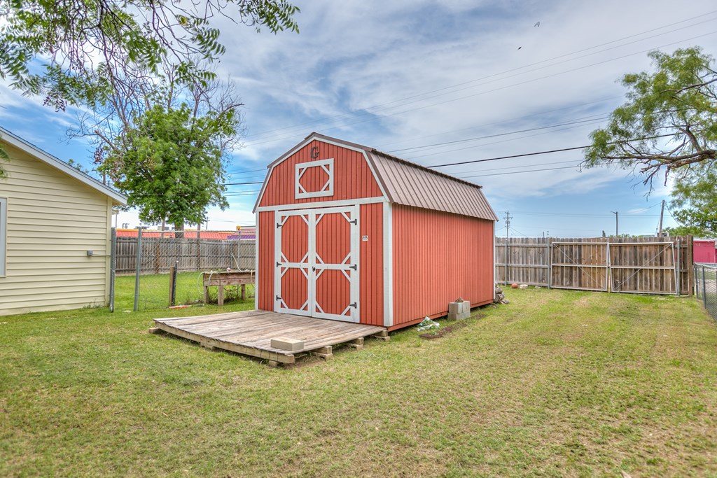 421 N Archer St, San Angelo, Texas image 25