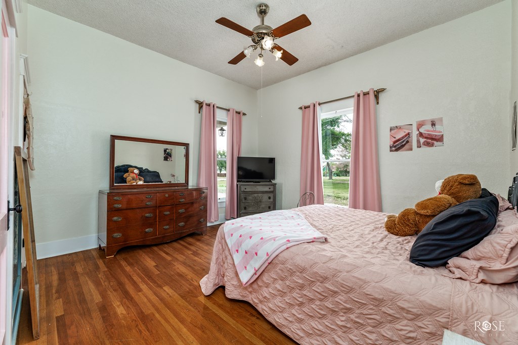 112 5th Ave, Coleman, Texas image 22