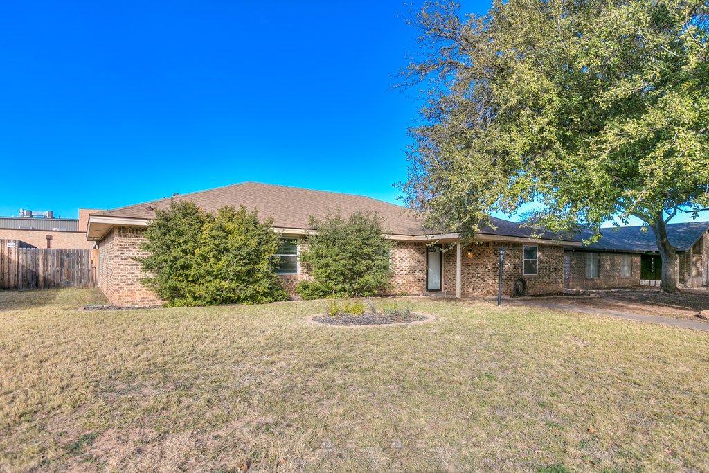 2914 Canyon Creek Dr, San Angelo, Texas image 2