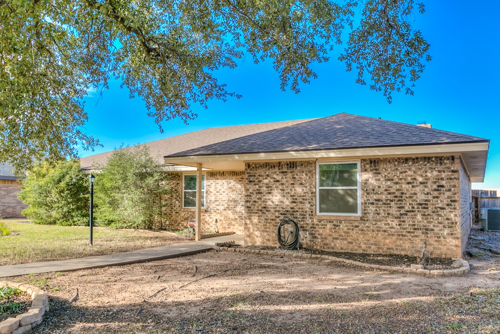 2914 Canyon Creek Dr, San Angelo, Texas image 4