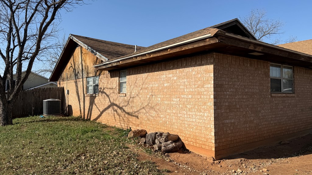 2819 Lindenwood Dr, San Angelo, Texas image 2