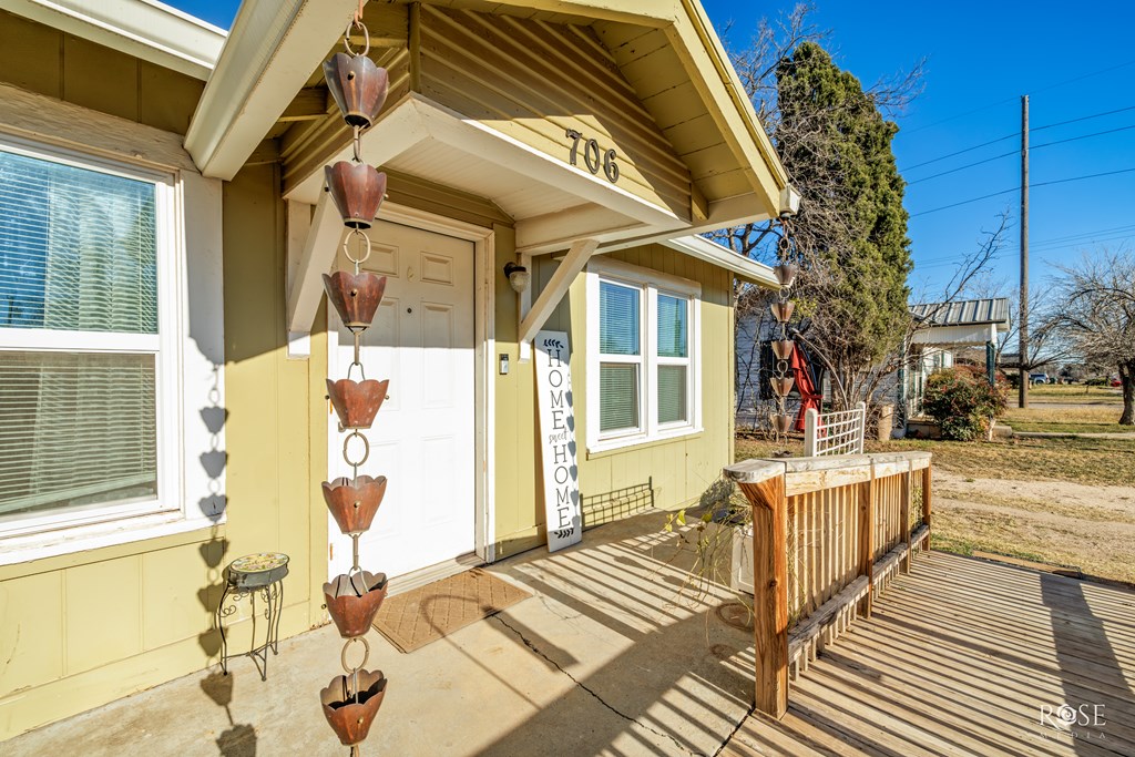 706 N Madison St, San Angelo, Texas image 3