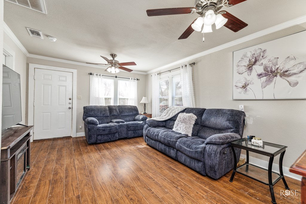 706 N Madison St, San Angelo, Texas image 5