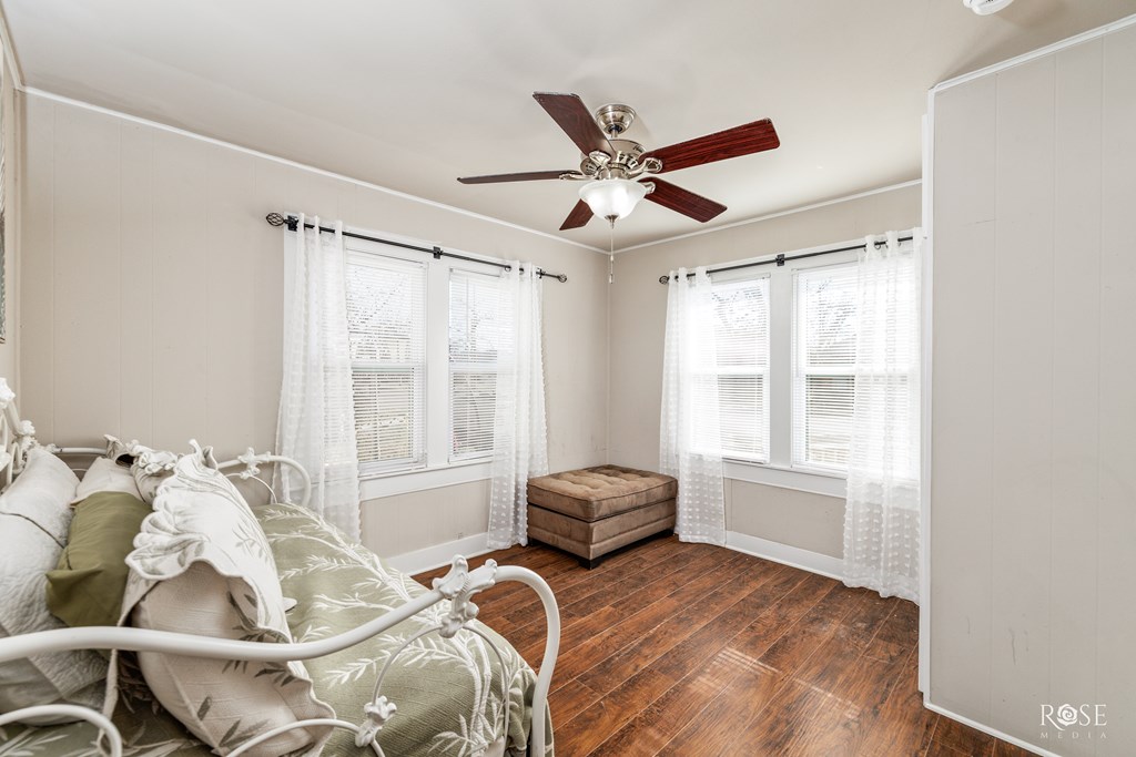 706 N Madison St, San Angelo, Texas image 14