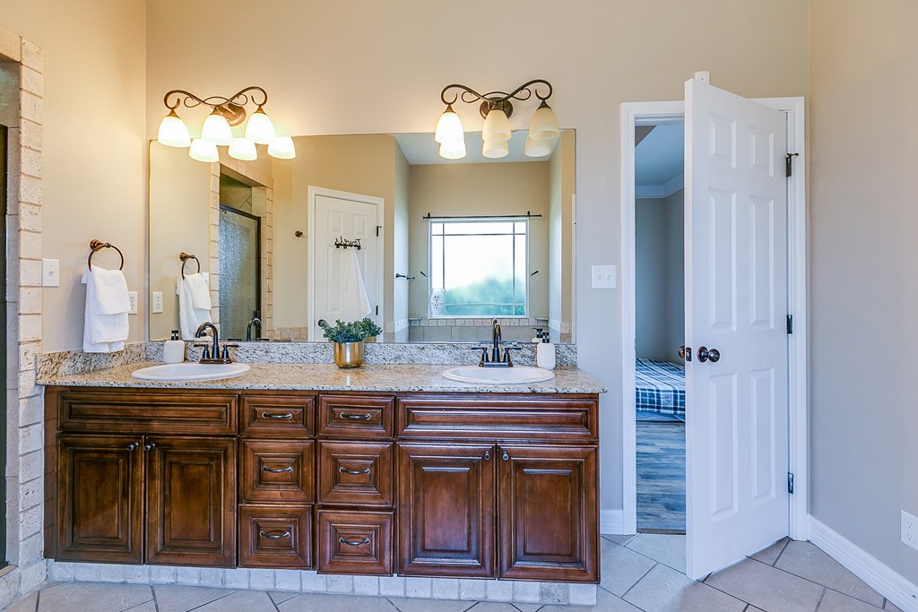 4333 Chisholm Trail, San Angelo, Texas image 22
