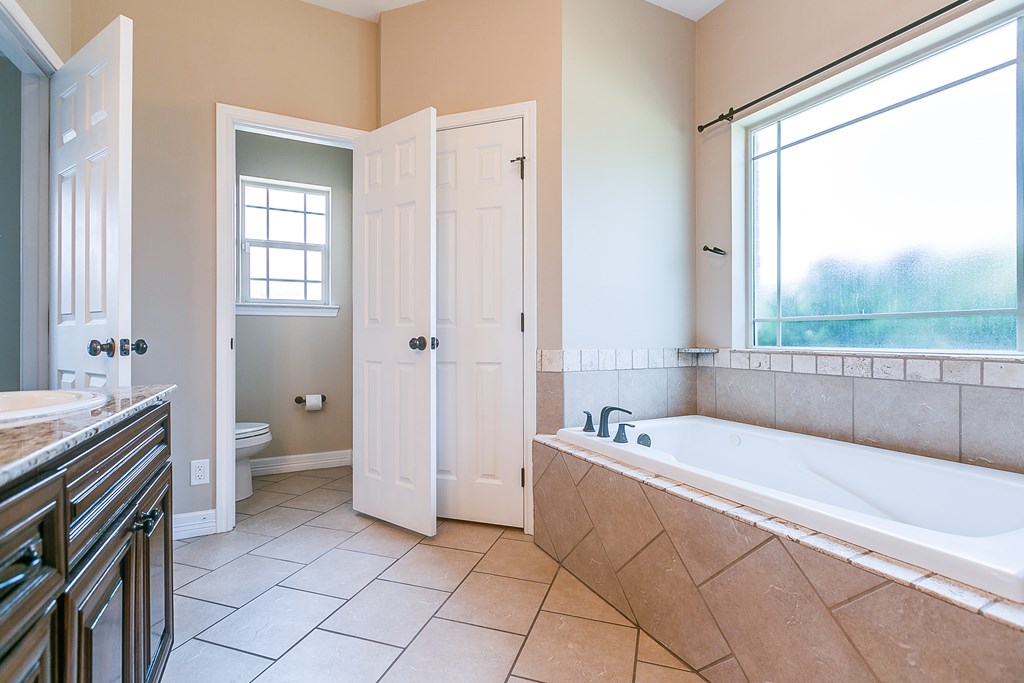 4333 Chisholm Trail, San Angelo, Texas image 23