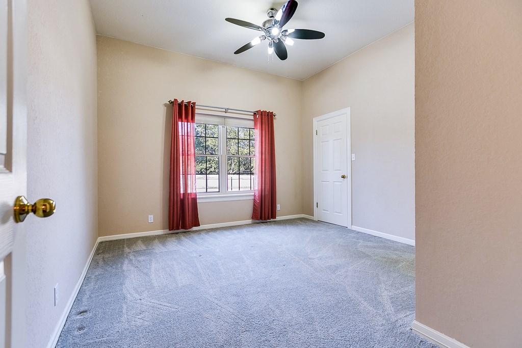 6026 Warwick Dr, San Angelo, Texas image 34