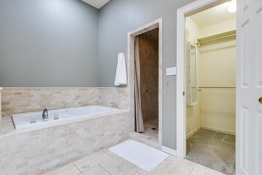 6026 Warwick Dr, San Angelo, Texas image 32