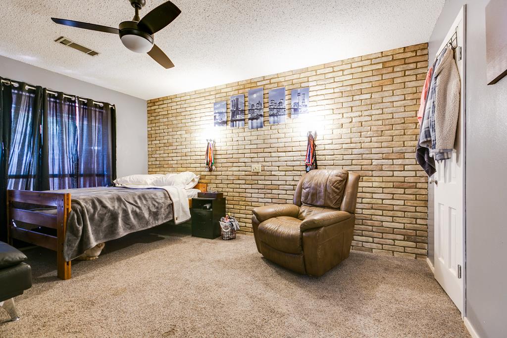 1320 Chadbourne St, Robert Lee, Texas image 15