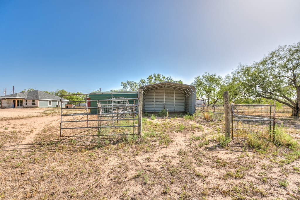 10985 Buck Hollow Loop, Carlsbad, Texas image 37