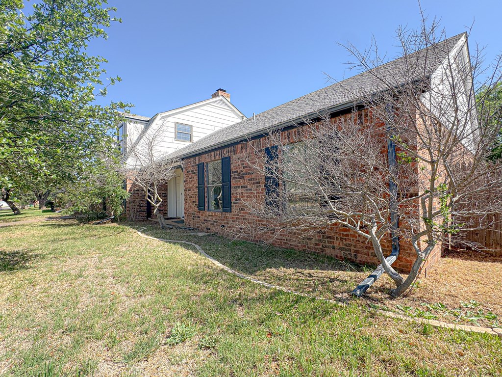 3817 Hillcrest Dr, San Angelo, Texas image 4