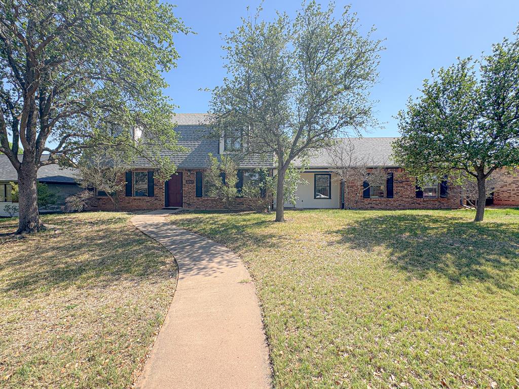 3817 Hillcrest Dr, San Angelo, Texas image 1