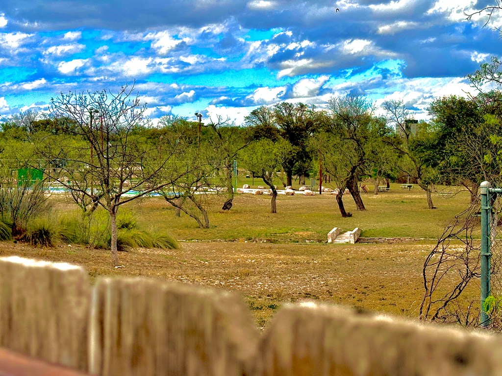 1322 S Monroe St, San Angelo, Texas image 18
