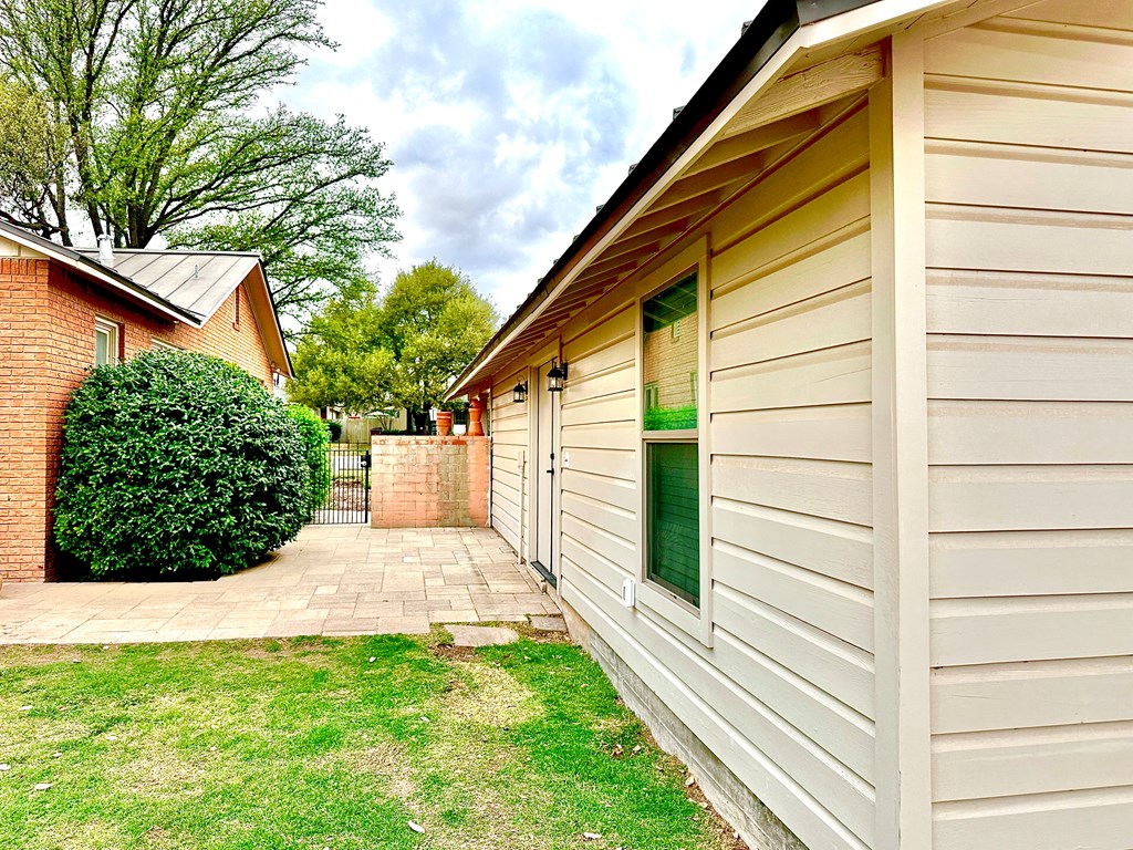 1322 S Monroe St, San Angelo, Texas image 16