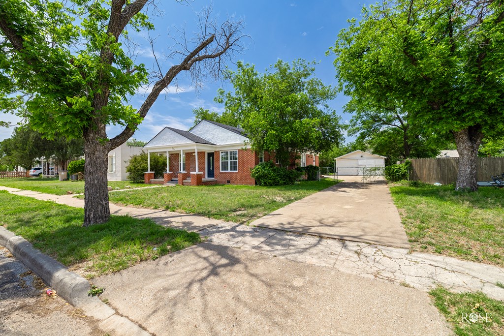 N, San Angelo, Texas image 2