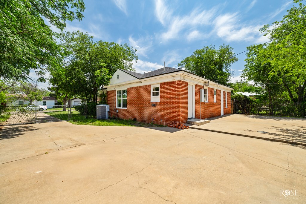 N, San Angelo, Texas image 24