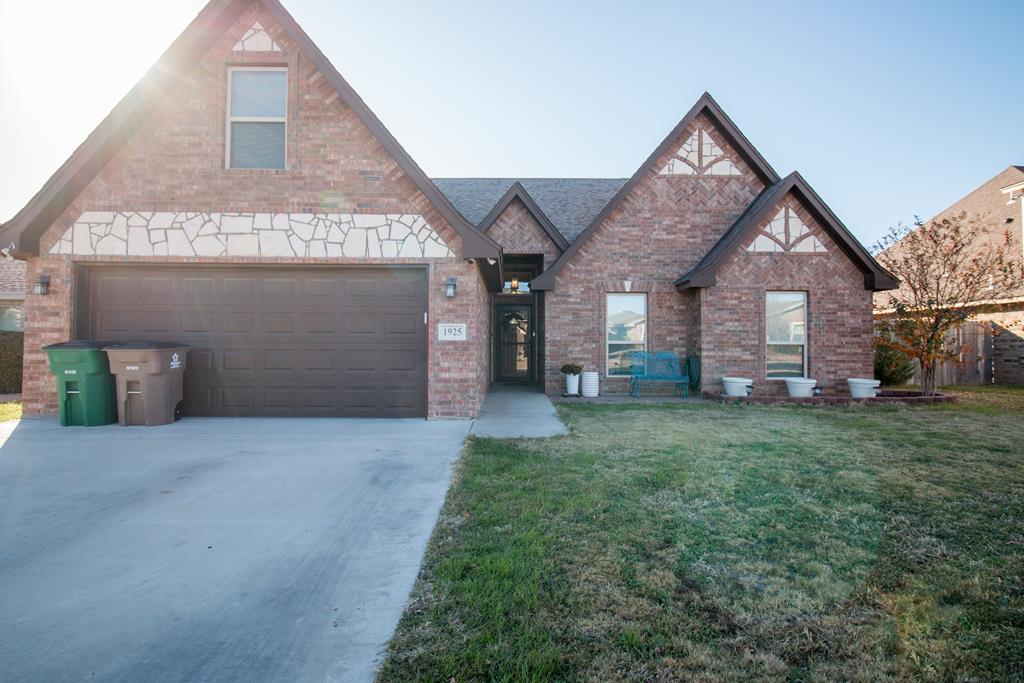 1925 N Pine Valley St, San Angelo, Texas image 1