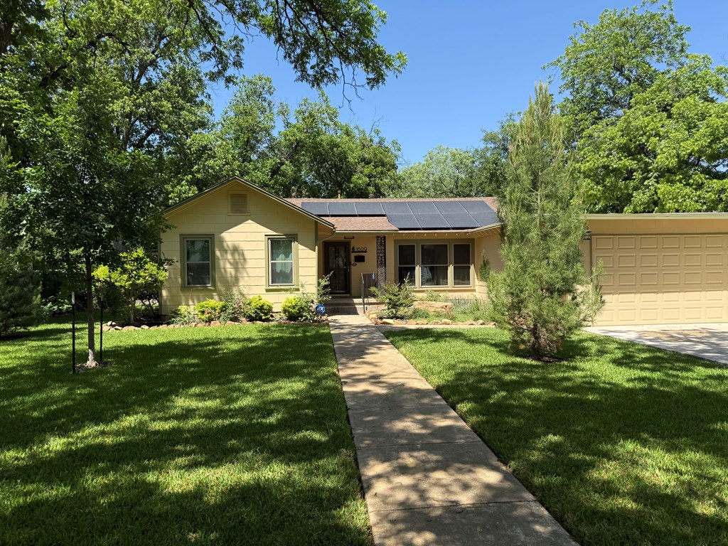 1609 S Madison St, San Angelo, Texas image 2