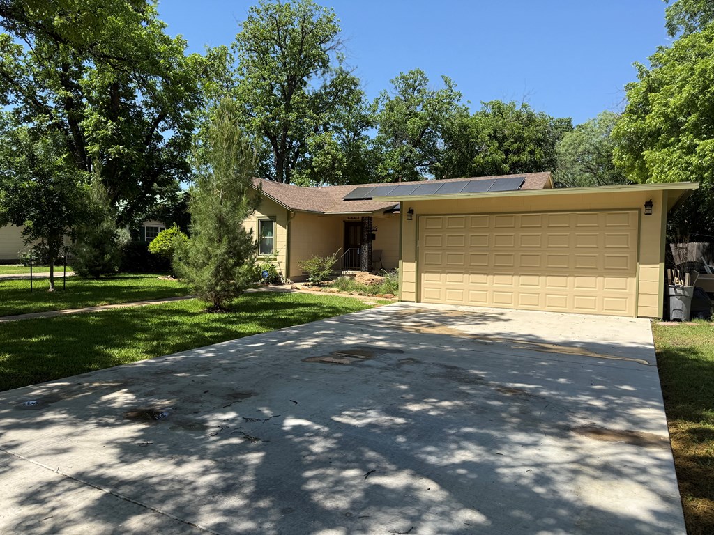 1609 S Madison St, San Angelo, Texas image 30
