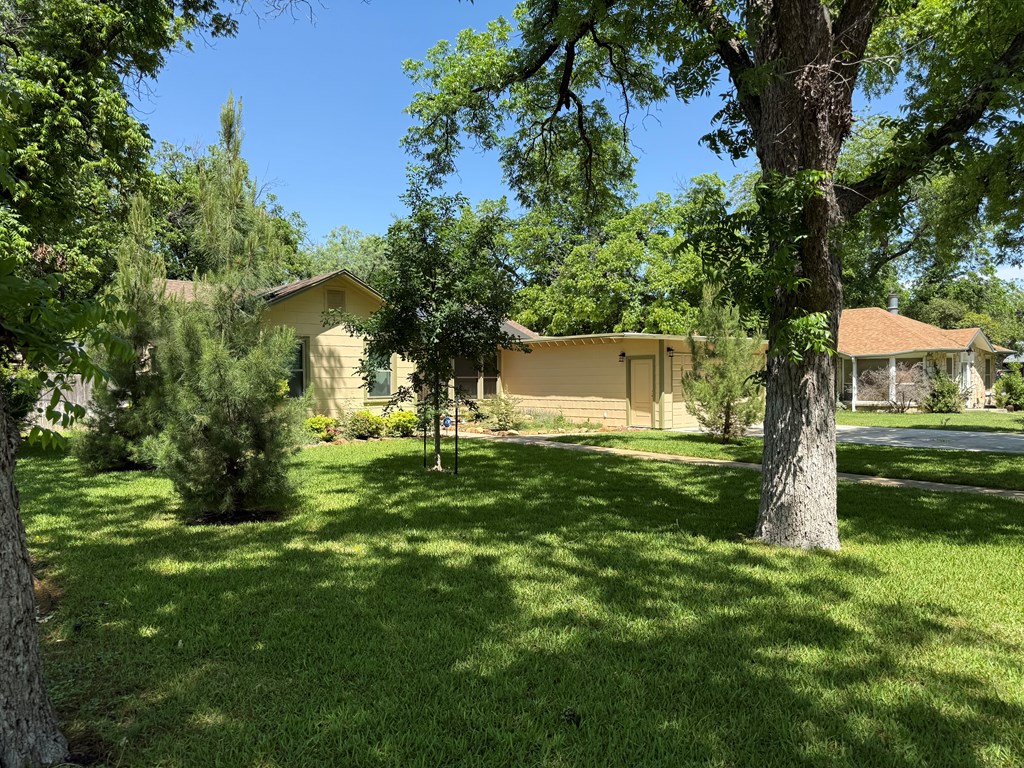 1609 S Madison St, San Angelo, Texas image 28