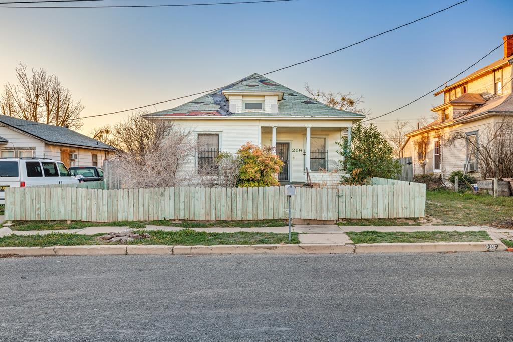 219 Bird St, San Angelo, Texas image 1