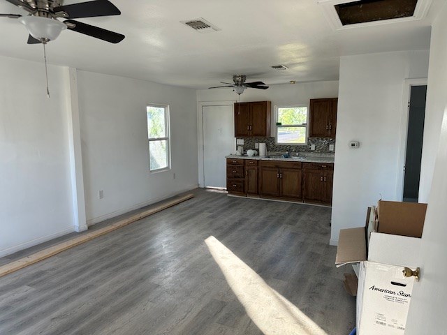 724 W 17th St, San Angelo, Texas image 2